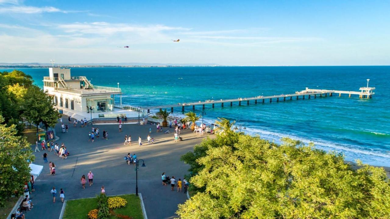 Great Apartment Near The Sea,Central Place! Burgas City Exterior foto